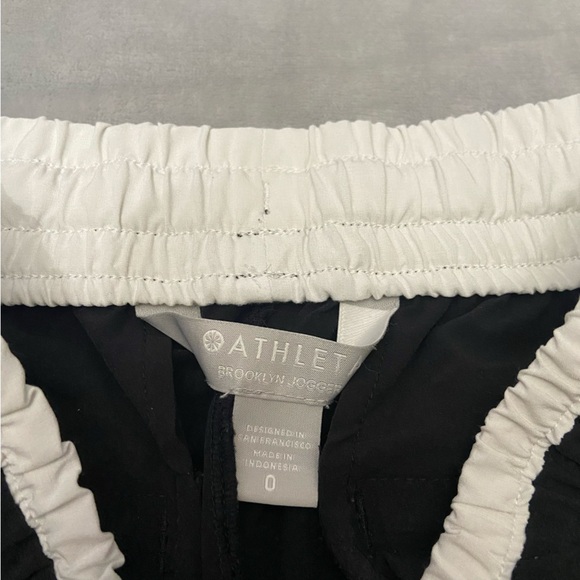 Athleta Brooklyn Jogger Pants Black White Colorblocked 4552 - Picture 7 of 12